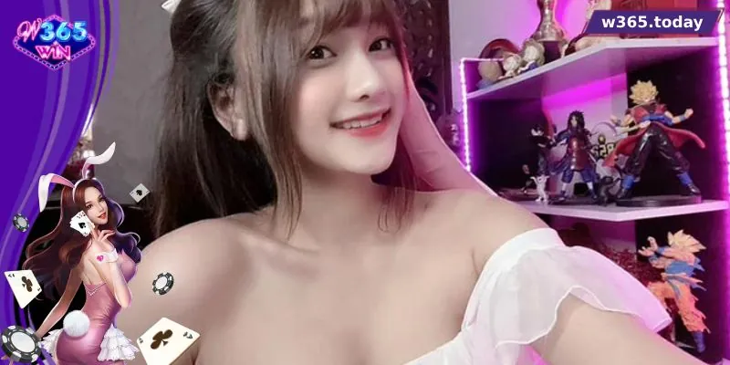 Sơ lược về nữ CE0 W365 Nguyễn Khánh Ly tài ba